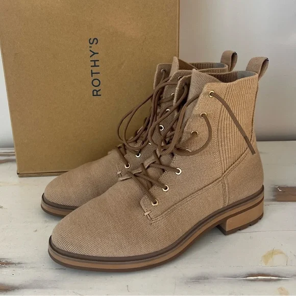 ⬇️👀 ROTHY’s The Laced Lug Boot in EXCELLENT Condition! - Picture 2 of 12